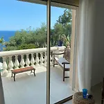 Prestigious With An Incredible Sea View *