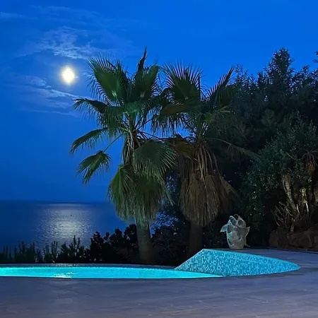 Luxueuse Panoramique, Vue Imprenable Sur La Mer, Piscine, 6 A Antheor וילה