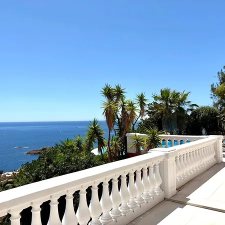 Luxueuse Panoramique, Vue Imprenable Sur La Mer, Piscine, 6 à Anthéor