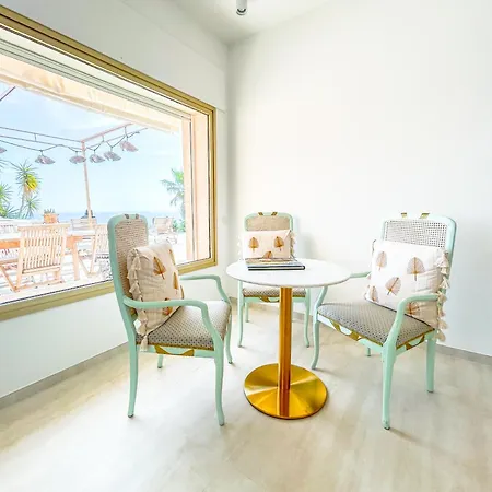 Luxueuse Panoramique, Vue Imprenable Sur La Mer, Piscine, 6 à Anthéor