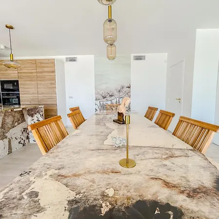 Luxueuse Panoramique, Vue Imprenable Sur La Mer, Piscine, 6 à Anthéor Villa