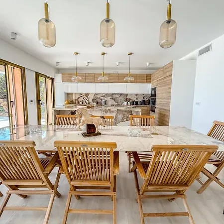 Villa Luxueuse Panoramique, Vue Imprenable Sur La Mer, Piscine, 6 à Anthéor