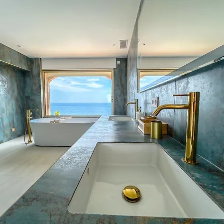 Luxueuse Panoramique, Vue Imprenable Sur La Mer, Piscine, 6 à Anthéor Villa *