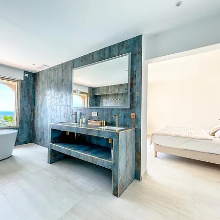 Luxueuse Panoramique, Vue Imprenable Sur La Mer, Piscine, 6 à Anthéor Saint-Raphaël